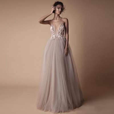 Vintage style tulle deep V neck spaghetti strap appliqued backless wedding dress bridesmaid dresses